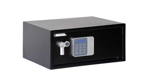 YLG/200/DB2 Yale safe Guest Laptop